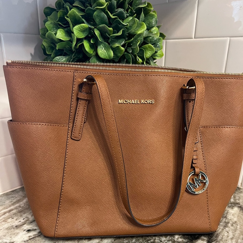 Leather Michael Kors handbag